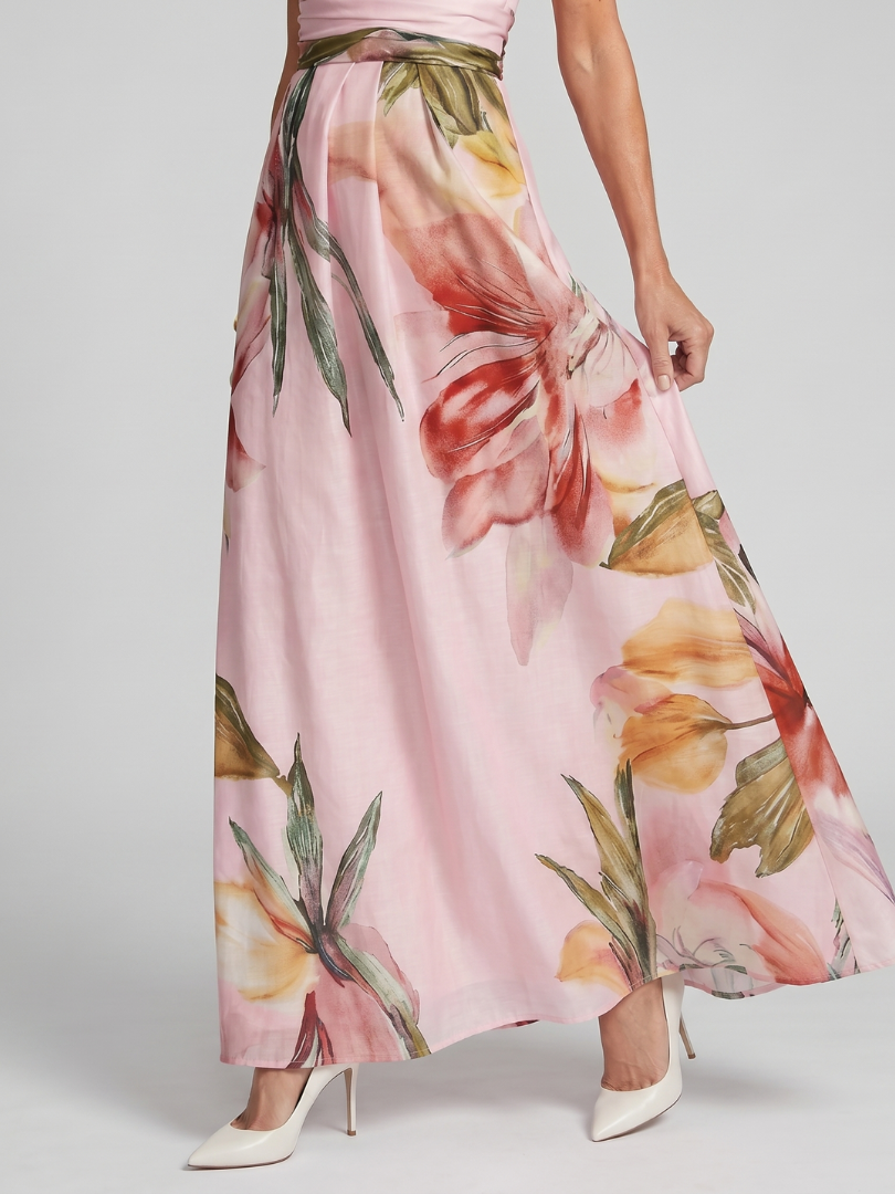 Isassa | Soft Halter Flowing Skirt Maxi Dress