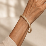 Vidarina | Twisted Crystal Inlay Slim Bangle
