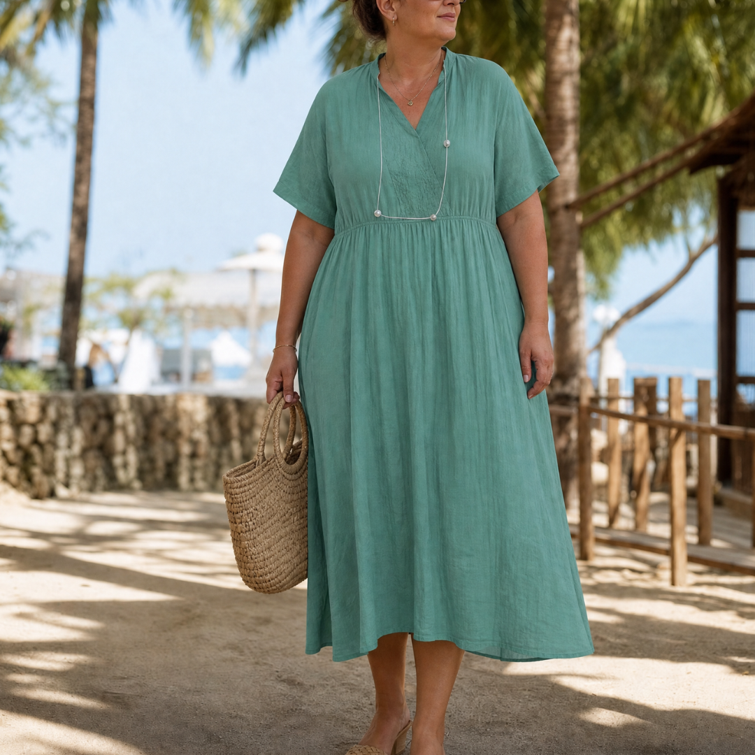 Thallyn | Textured V Neck Relaxed Short Sleeve Midi Dress