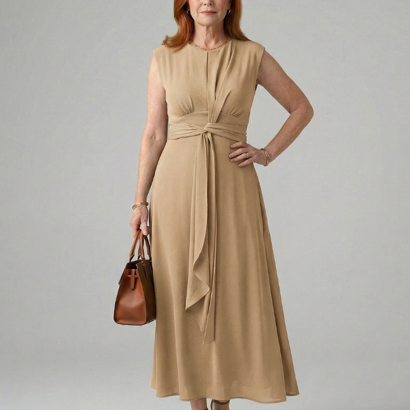 Kalmae | Clean Tie Midi Dress