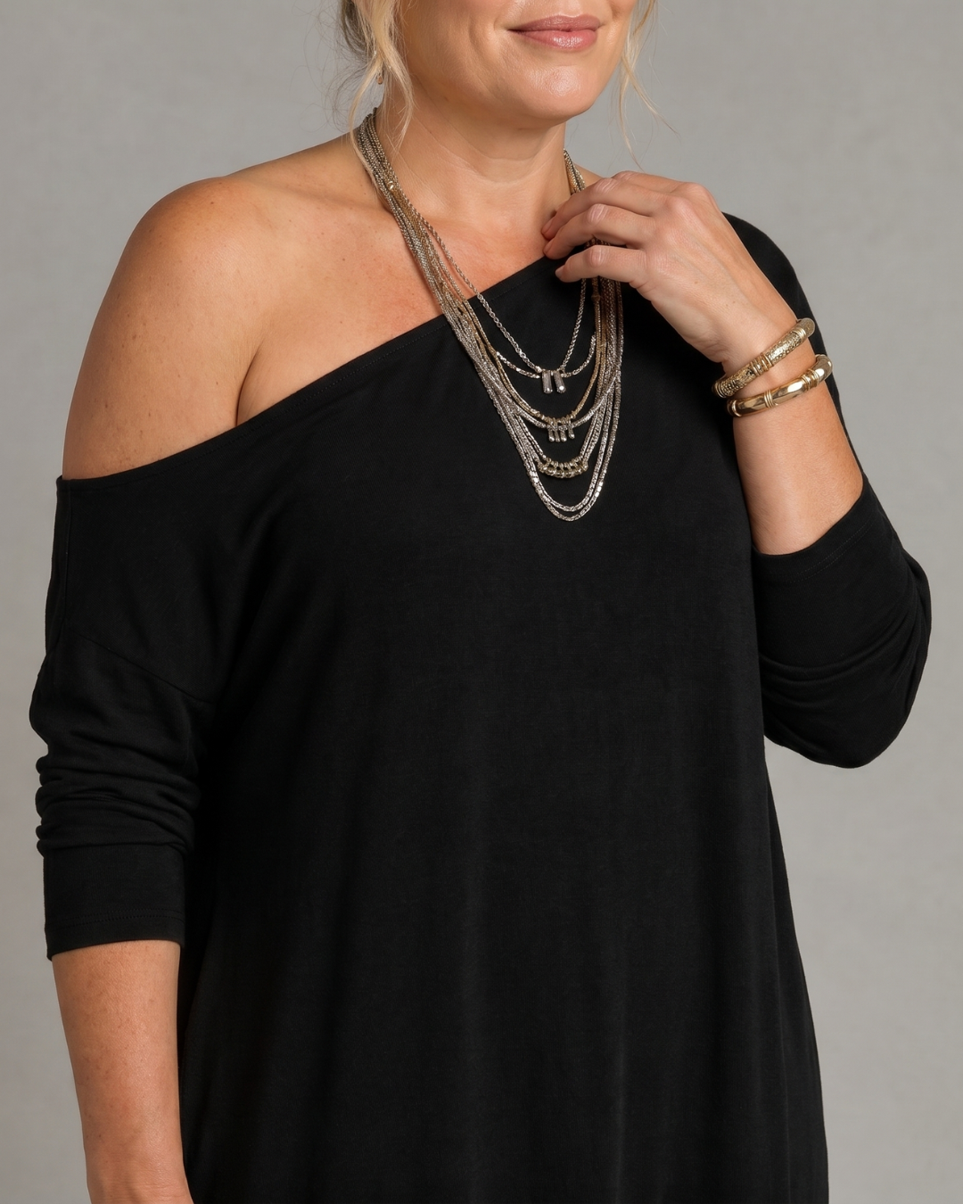 Mildra | One Shoulder Side Slit Flowing Midi Dress