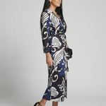Sabnia | Relaxed Wrap Midi Dress
