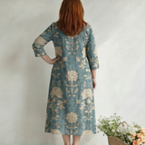 Lara | Gentle Shape Floral Midi Dress
