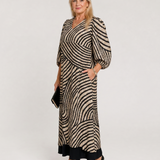 Briarina | Abstract Wave Print Casual Pocket Midi Dress