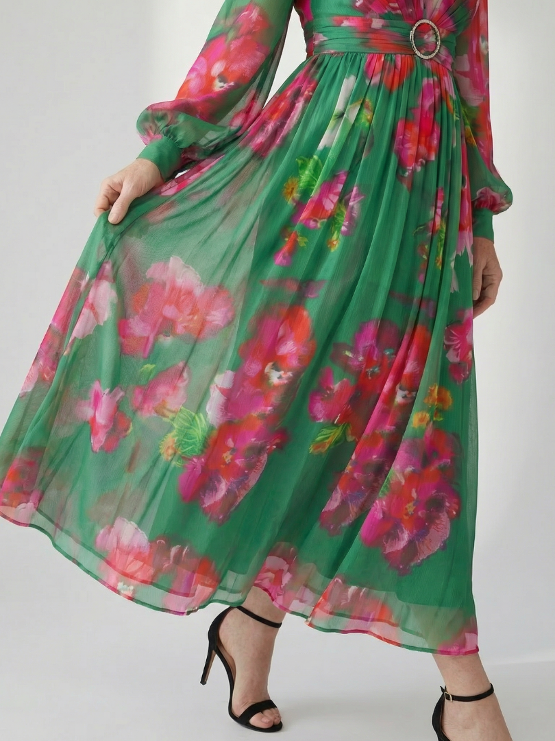 Magdassa | Soft Floral Midi Dress