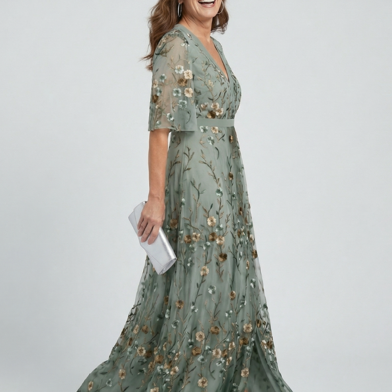 Isana | Halter Bloom Flow Maxi Dress