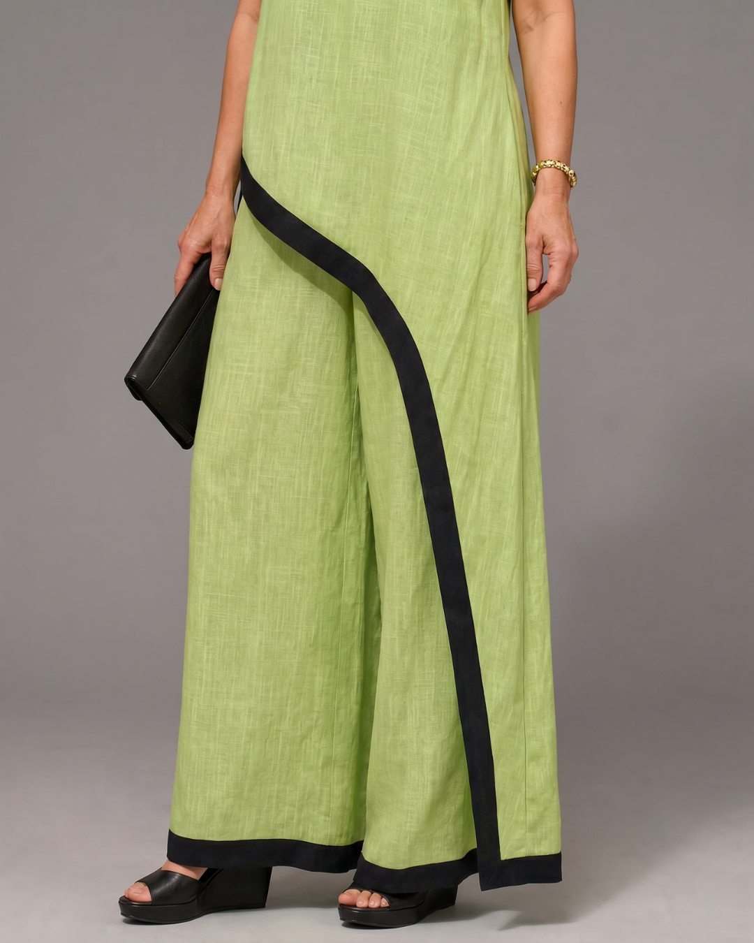 Tovarina | Contrast Trim Sleeveless Layered Top And Wide Leg Pants Set