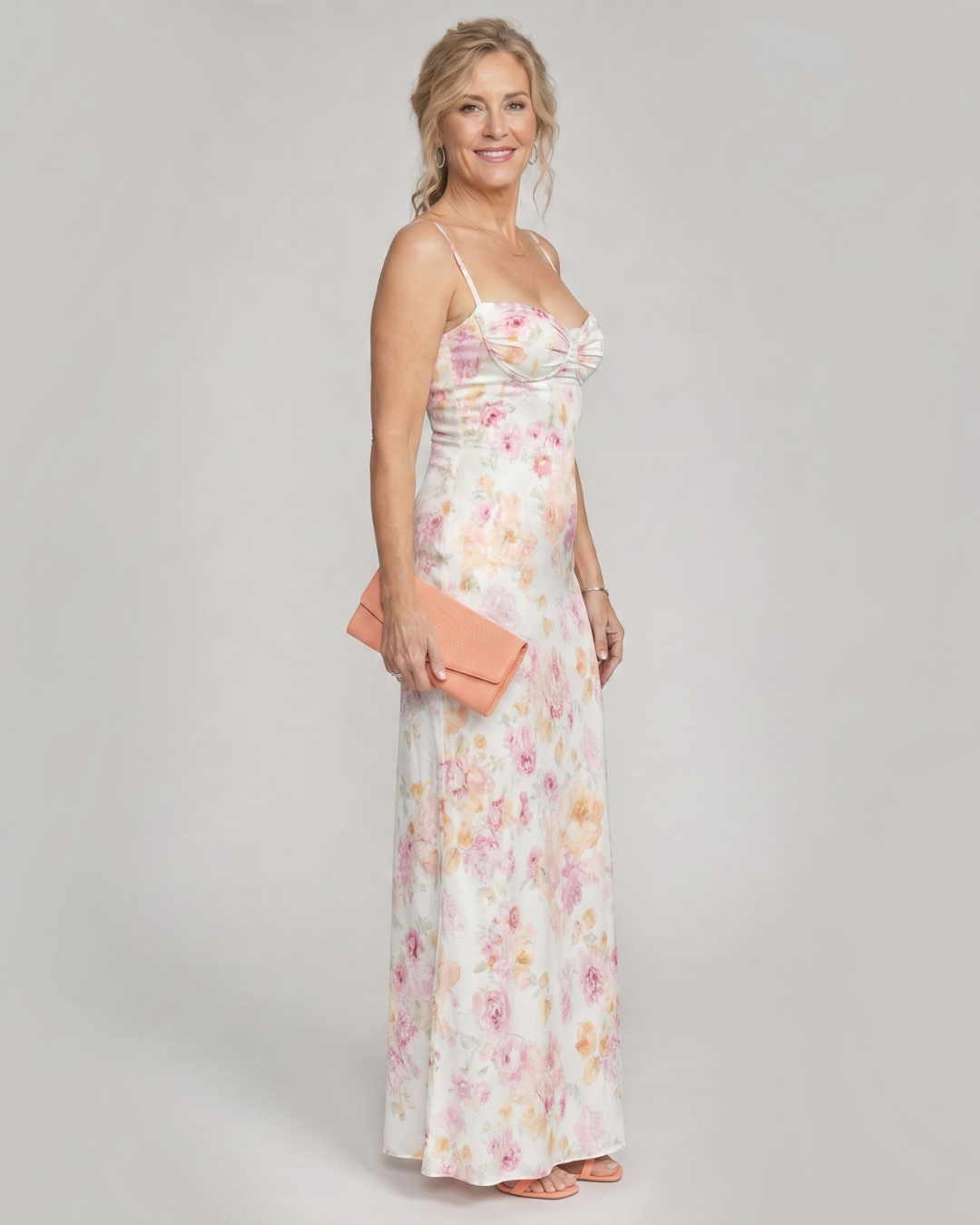 Saffbeth | Soft Floral Strappy Bodycon Maxi Dress