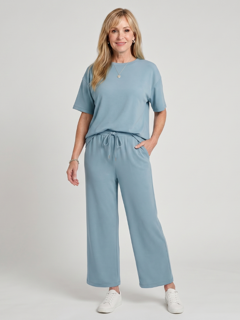 Wilnia | Short Sleeve Drawstring Waist And Straight Leg Pants Set