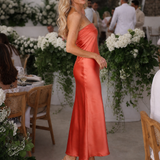 Celthea | Strapless Fitted Silhouette Midi Dress