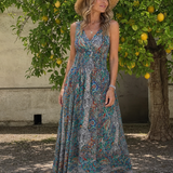 Wila | Sleeveless Paisley Print Midi Dress