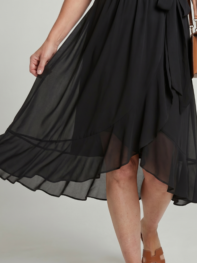 Tamsinlia | Short Sleeve Wrap Soft Flowing Hem Midi Dress