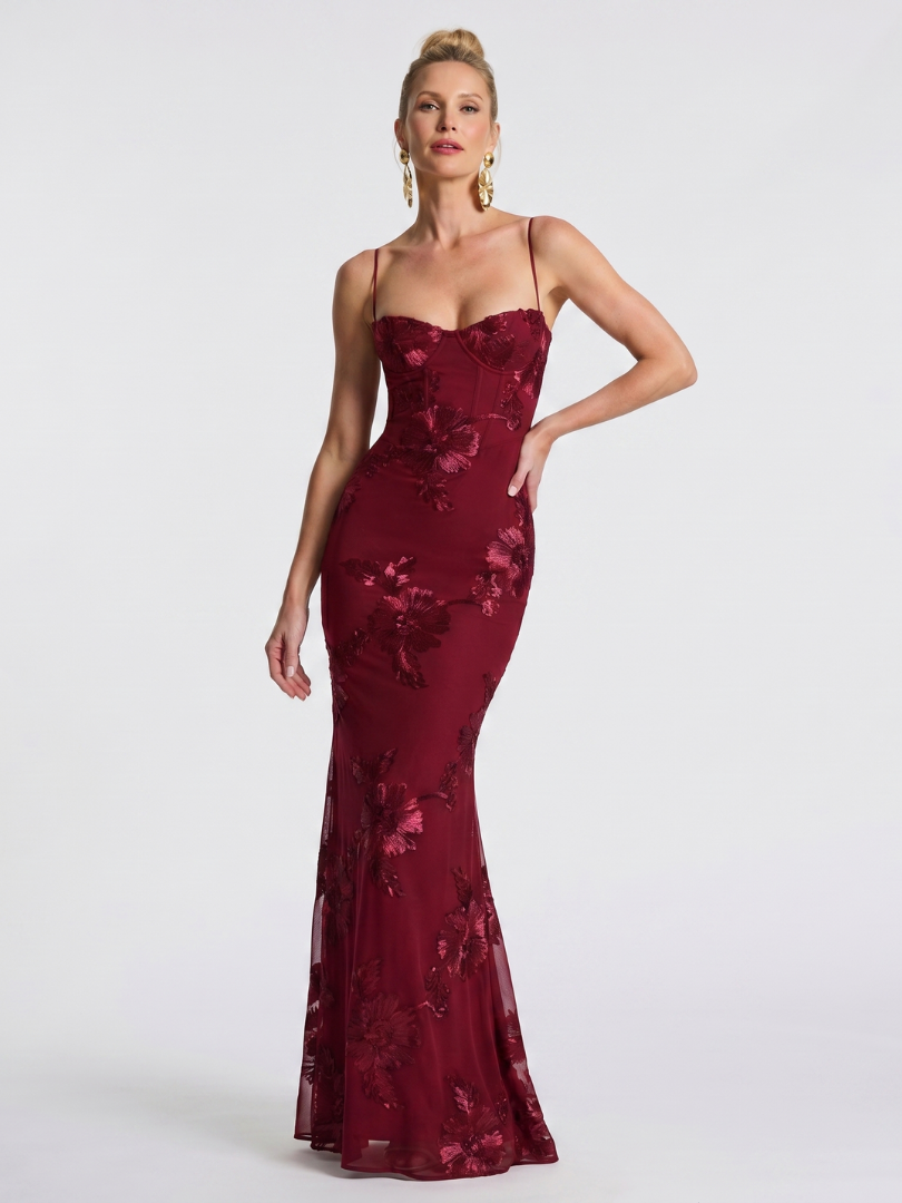 Casmae | Embroidered Strap Fitted Maxi Dress