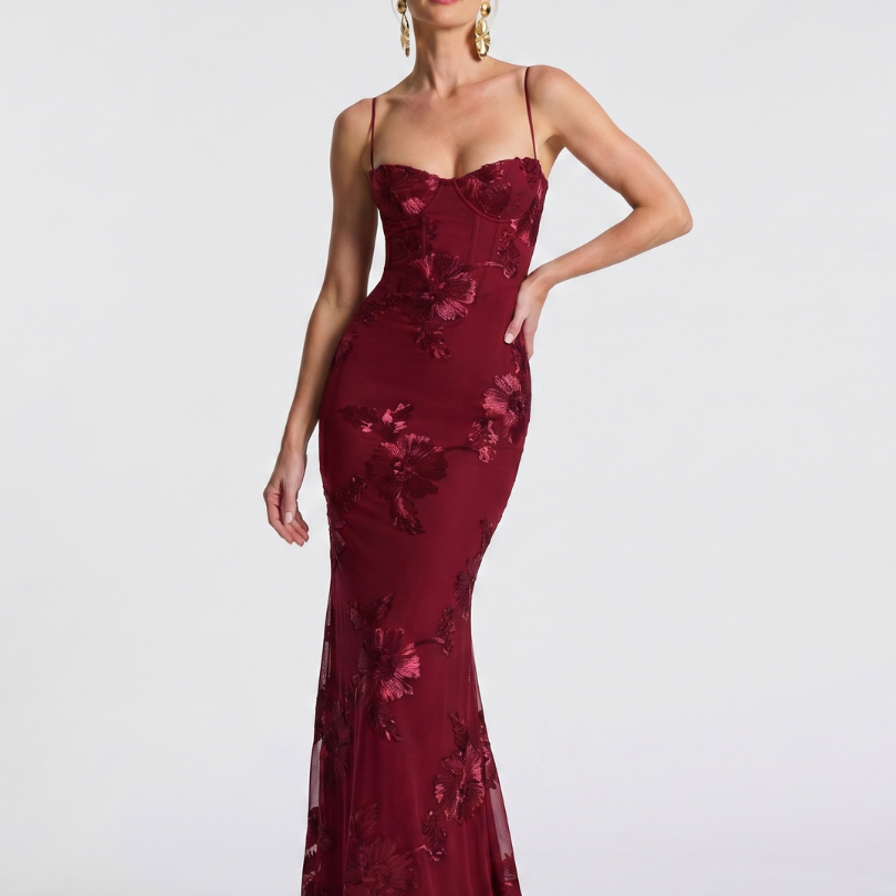Casmae | Embroidered Strap Fitted Maxi Dress