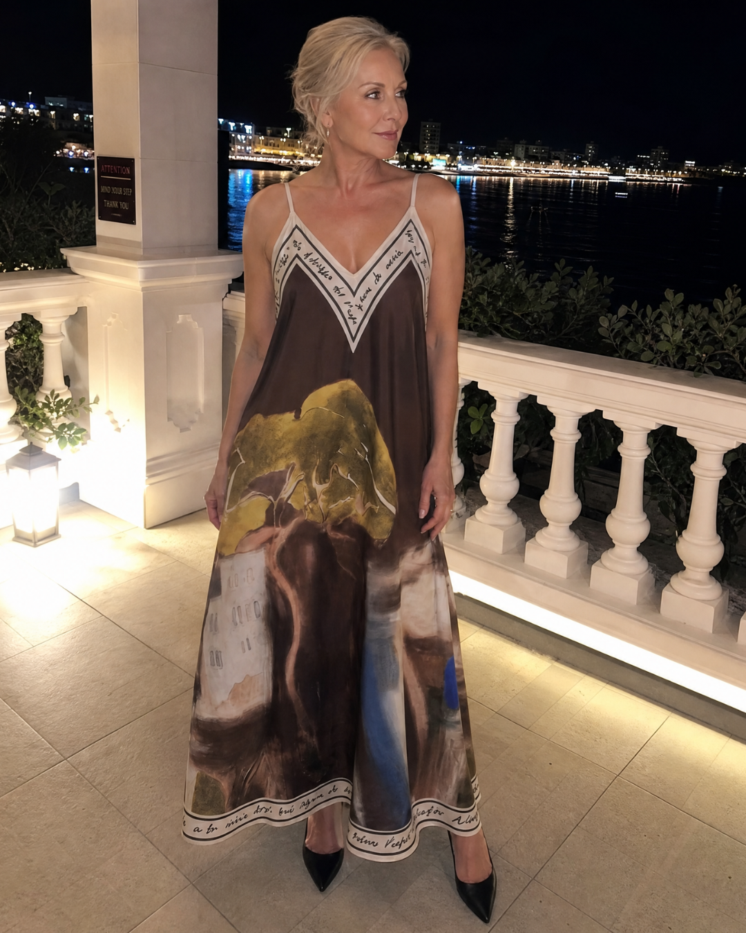 Caslyn | Scenic Print Sleeveless Flowing Midi Dress