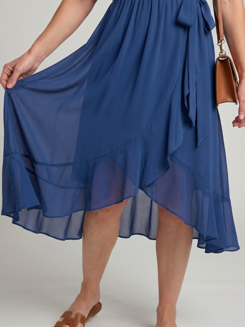 Tamsinlia | Short Sleeve Wrap Soft Flowing Hem Midi Dress