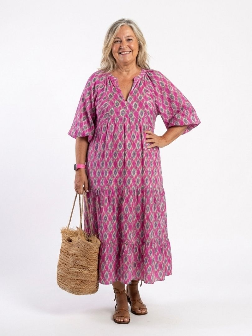 Tamsinrose | Three Quarter Sleeve V Neck Patterned Midi Dress