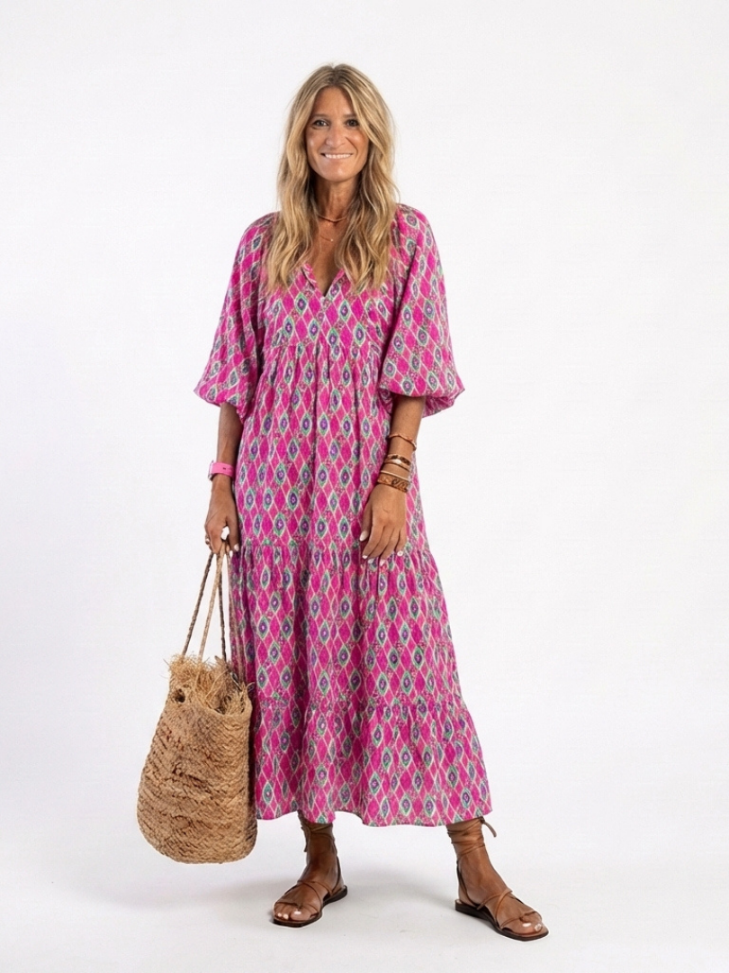 Tamsinrose | Three Quarter Sleeve V Neck Patterned Midi Dress