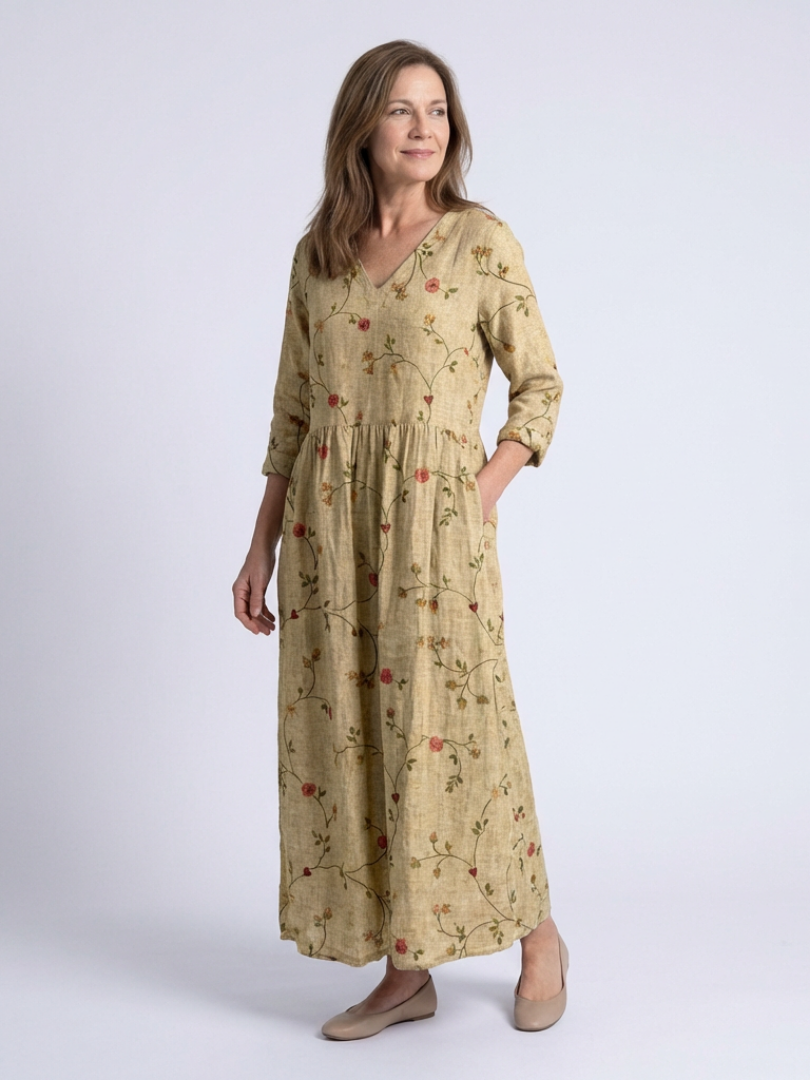 Lorwen | Floral V Neck Three Quarter Sleeve Maxi Dress
