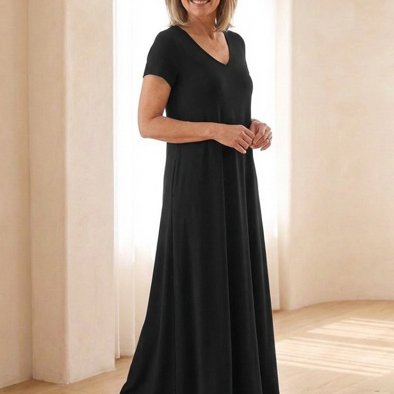 Vesina | V Neck Short Sleeve Pocket Maxi Dress