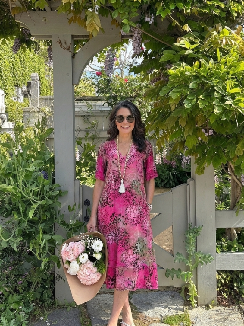 Sennamae | Short Sleeve V Neck Printed Midi Dress