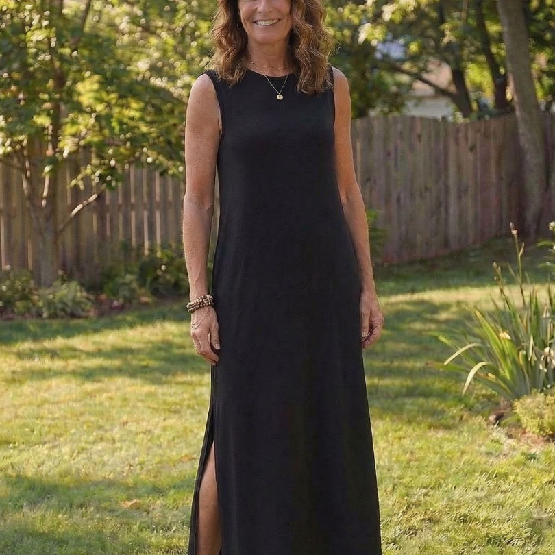 Saffvia | Sleeveless Pocket Side Slit Midi Dress