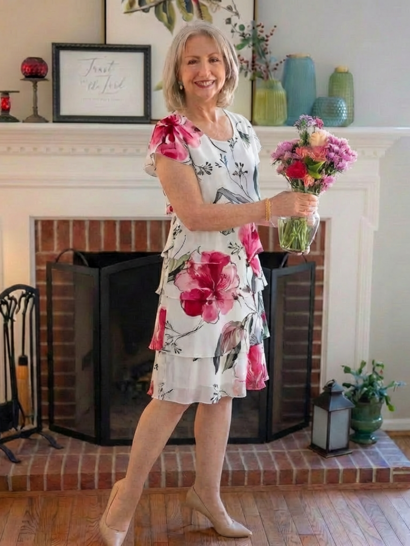 Valvia | Short Sleeve Floral Layered Knee Length Dress